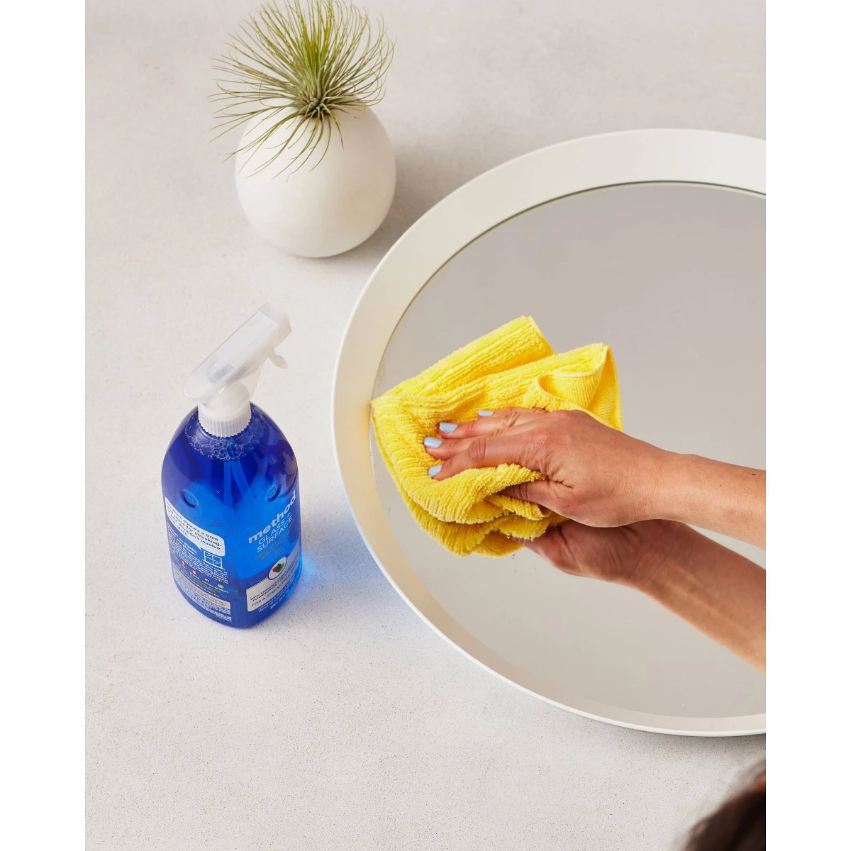 Mint Glass Cleaner Spray - 28  - đánh giá và giá Glass Cleaner Streak